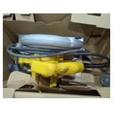 DeWalt light weight circular saw DeWalt light weight circular saw