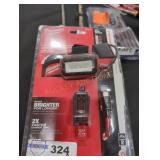 Milwaukee USB low profile headlamp Milwaukee USB low profile headlamp