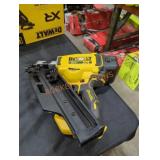 DeWalt 20v 30� paper collated framing nailer DeWalt 20v 30� paper collated framing nailer
