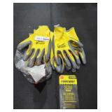 Firm Grip Nitrile Coated A1 Cut Resistance Gloves Firm Grip Nitrile Coated A1 Cut Resistance Gloves
