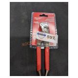 Milwaukee 6" Comfort Grip Straight Jaw Pliers Milwaukee 6" Comfort Grip Straight Jaw Pliers