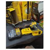 DeWalt 20v 1/2" drill driver kit DeWalt 20v 1/2" drill driver kit