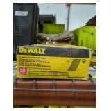 DeWalt 28� Wire Weld Framing Nails DeWalt 28� Wire Weld Framing Nails