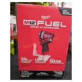 Milwaukee M12 3/8" Stubby Impact Wrench Milwaukee M12 3/8" Stubby Impact Wrench
