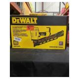 DeWalt 21ï¿½ Plastic Round Head Framing Nailer