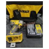 DeWalt 20V 1/4" Impact Driver w/ Charger DeWalt 20V 1/4" Impact Driver w/ Charger