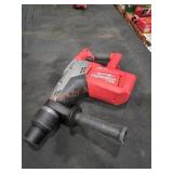 Milwaukee M18 1-9/16" SDS MAX ROTARY HAMMER Milwaukee M18 1-9/16" SDS MAX ROTARY HAMMER