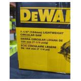 DeWalt light weight circular saw DeWalt light weight circular saw