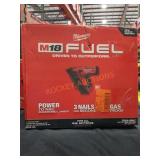 Milwaukee M18 Fuel 30� Framing Nailer Milwaukee M18 Fuel 30� Framing Nailer