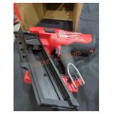 Milwaukee M18 30ï¿½ framing nailer