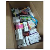Box lot of miscellaneous medicine Box lot of miscellaneous medicine