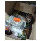 Box lot miscellaneous items Box lot miscellaneous items