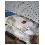 2 wolf pillows 2 wolf pillows