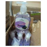 6 bottles berries and white tea antibacterial soap 6 bottles berries and white tea antibacterial soap