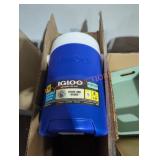 3 igloo 1/2 gal water jugs 3 igloo 1/2 gal water jugs