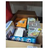 Box lot miscellaneous items Box lot miscellaneous items