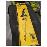 DeWalt 20v MAX 22" Hedge Trimmer