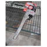 Milwaukee 14" aluminum pipe wrench