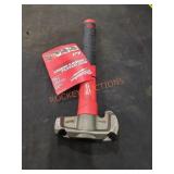 Milwaukee 32oz. 4-In-1 Lineman