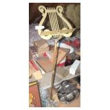 Lyre-Shaped Sheet Music Stand