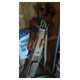 Vintage Golf Clubs & Bag
