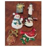 Christmas Brooches Lot