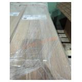 (8)  attie Creek oak flooring 214.40 sq ft 8 X BID