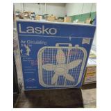 Lasko air circulating box fan