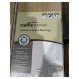 Laminated Wood Flooring Rockwood oak 3 x bid