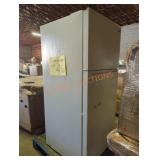 Vissani White Refrigerator/Freezer
