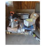 Ridgid 16Gal Wet/Dry Vac/ EZ-Access Trifold Ramp/