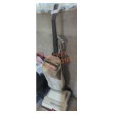 Hoover Elite 200 Vacuum