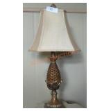Pinecone Table Top Lamp