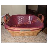 2005 Christmas Longaberger Basket