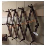 Wall Mount Expandable Coat Rack