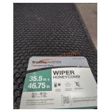 1 wiper honeycomb 35.5" x 46.75" mat