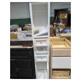 Cabinet w Drawers
