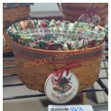 2000 Longaberger Christmas Basket