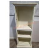 18"W ï¿½10"D ï¿½ 46"H Bookcase