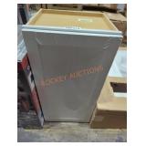 18" white wall cabinet
