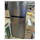 Vissani 7.2 cu ft refrigerator with freezer