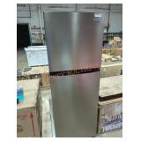 Vissani 10.1 cu ft refrigerator with freezer