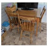 42"W ï¿½ 30"D ï¿½ 30"H Dining Set