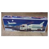 1999 Hess Toy Truck & Space Shuttle