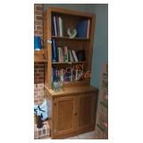 33"W ï¿½ 21"D ï¿½ 81"H Wood Bookcase