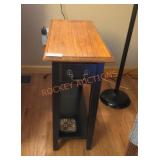 25inx1ftx2ft Side Table