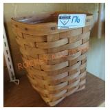 1990 Longaberger Basket