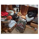 Household Appliances & Decor Lot