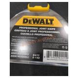 DeWalt Professional Joint Knife DeWalt Professional Joint Knife