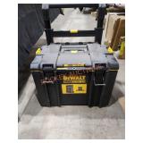 DeWalt Rolling Tool Box DeWalt Rolling Tool Box